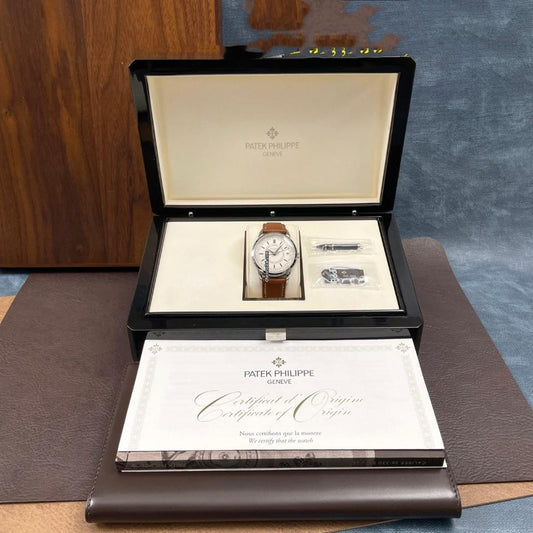 Patek Philippe Calatrava 5212A-001